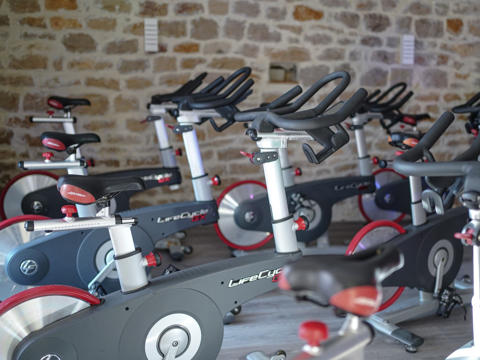 Gym k Dole